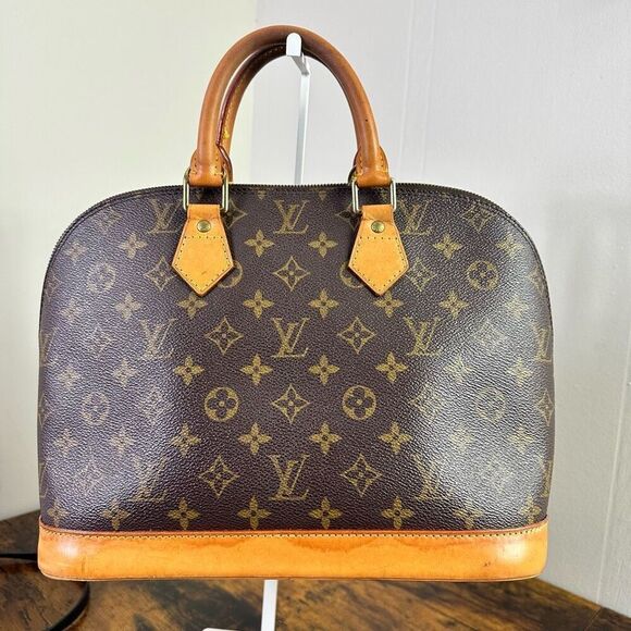 Louis Vuitton Vintage Monogram Alma Bag - Picture 2 of 11